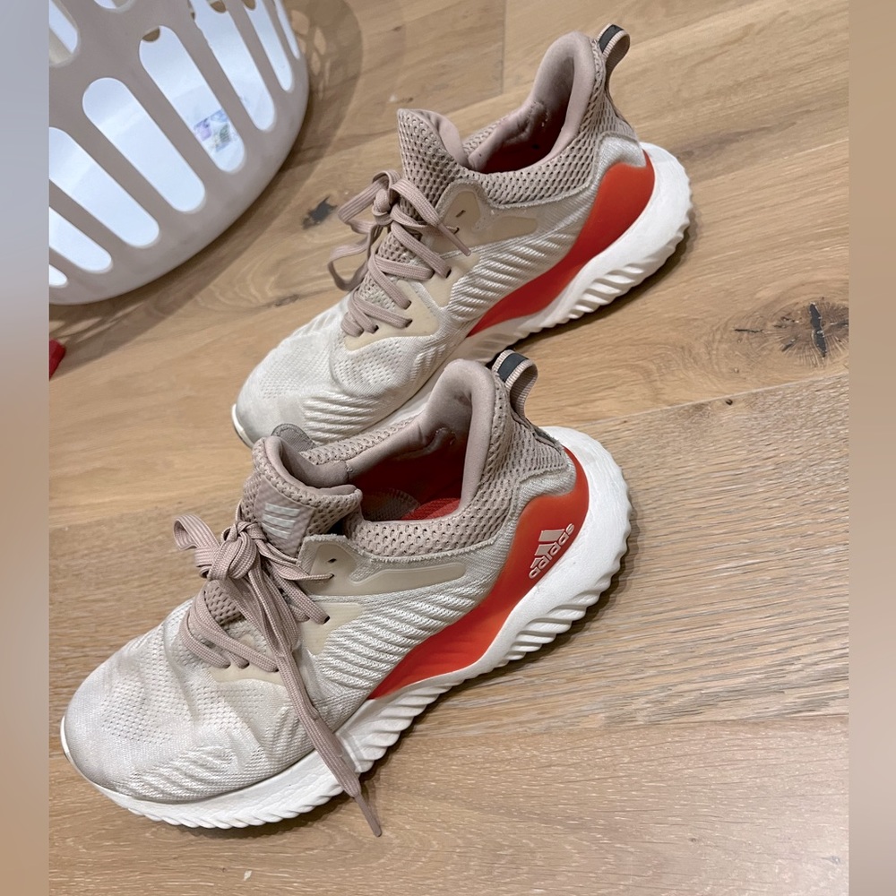 Adidas Bounce Sneakers